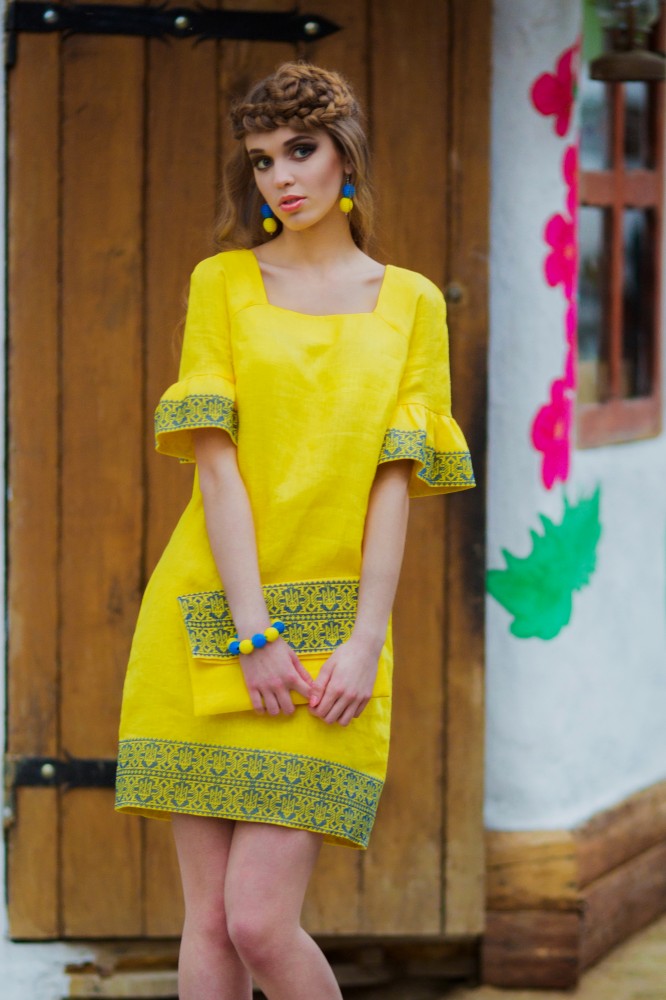 Вишита жовта сукня в національному стилі     Модель: П22-253 фото 1