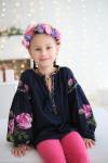Стильна дитяча вишиванка темно-синього кольору (116р)