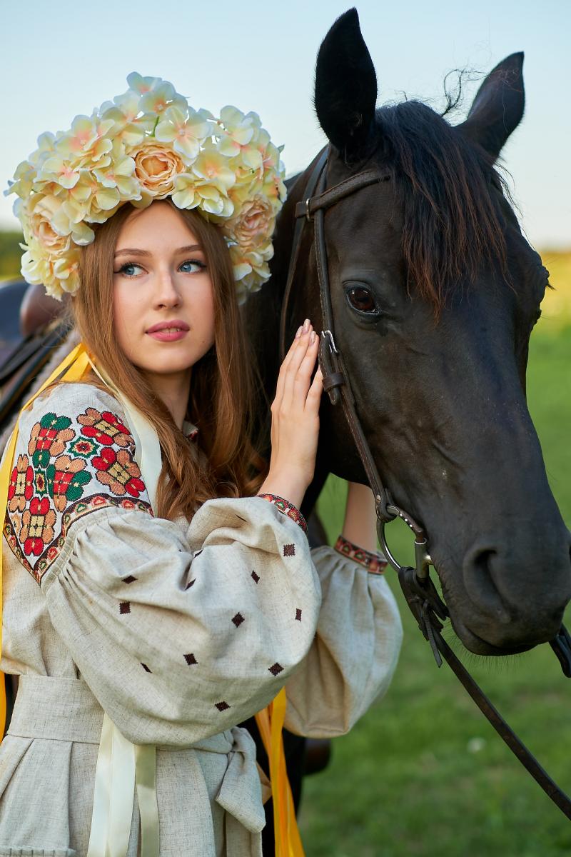 Коротка жіноча сукня з натурального льону "Світанок" фото 1