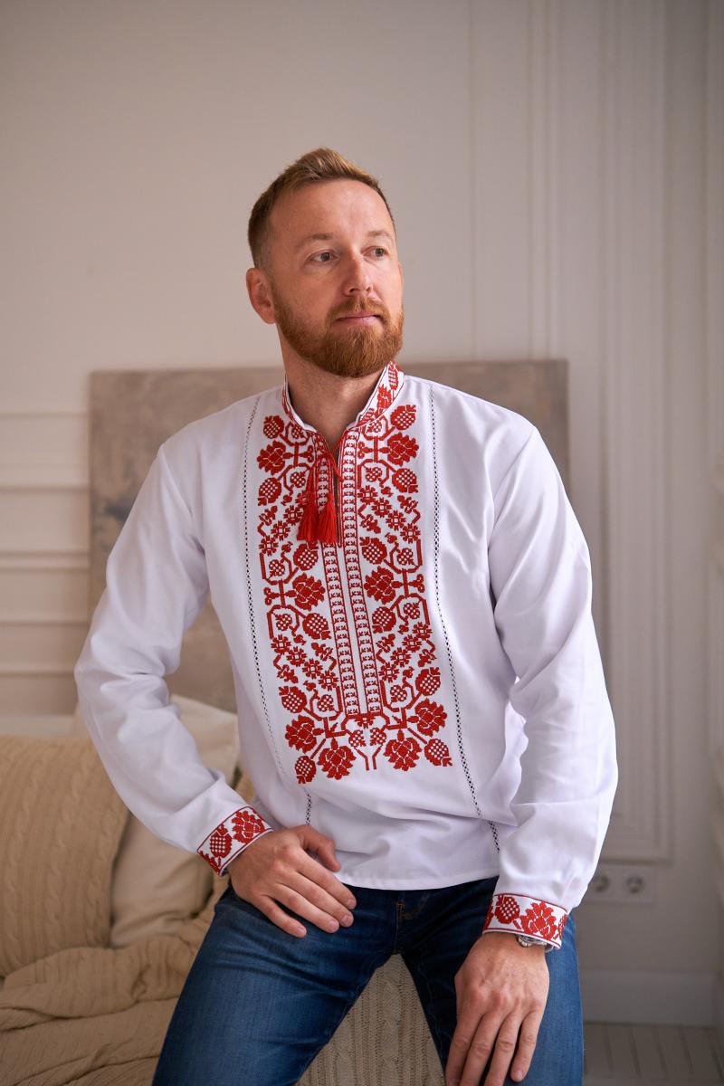 Чоловіча вишиванка з натуральної тканини "Козак" ( червона вишивка )
