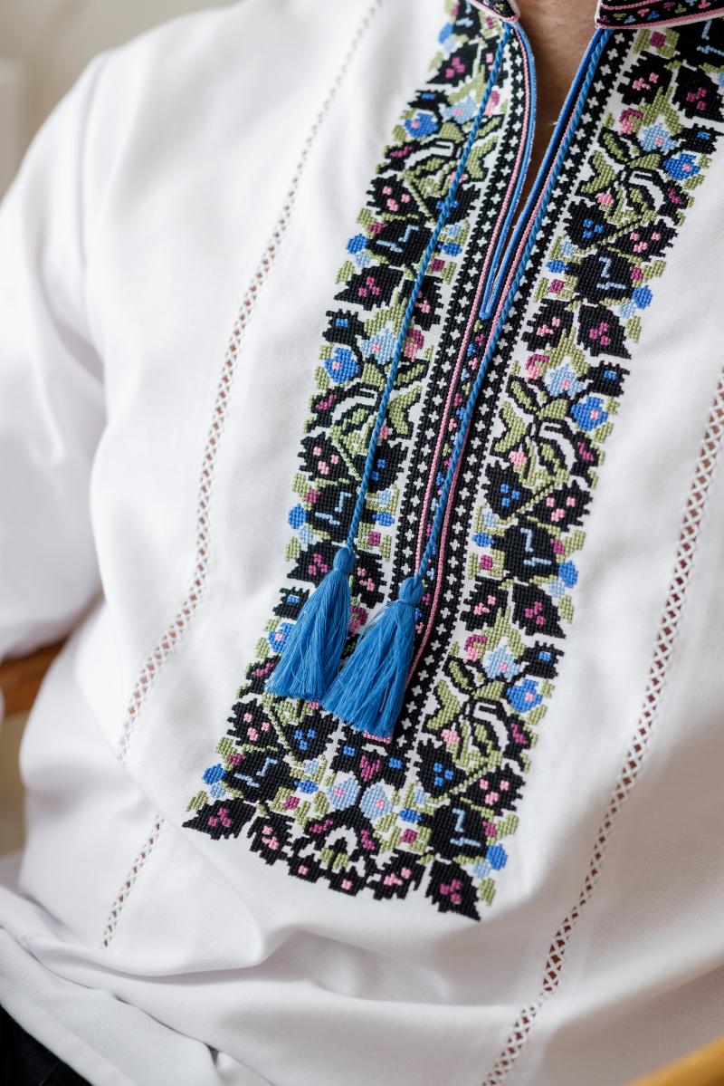 Чоловіча вишита сорочка "Спадок" з домотканого полотна фото 3