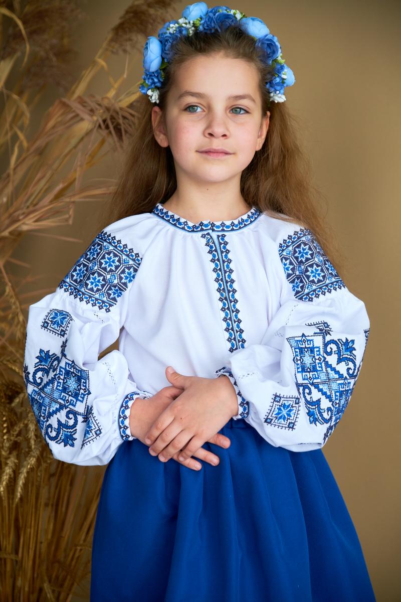 Вишиванка для дівчинки з натуральної тканини "Класика" (синя) від ТМ "Калина"