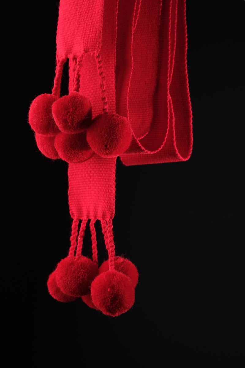 Крайка жіноча велика 3 метри з помпонами, колір червоний фото 1