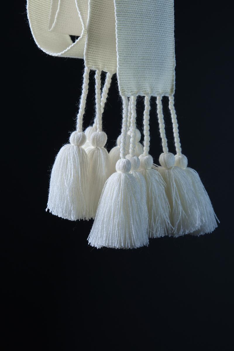 Крайка велика  (3 метри) жіноча , молочного кольору з китицями фото 3