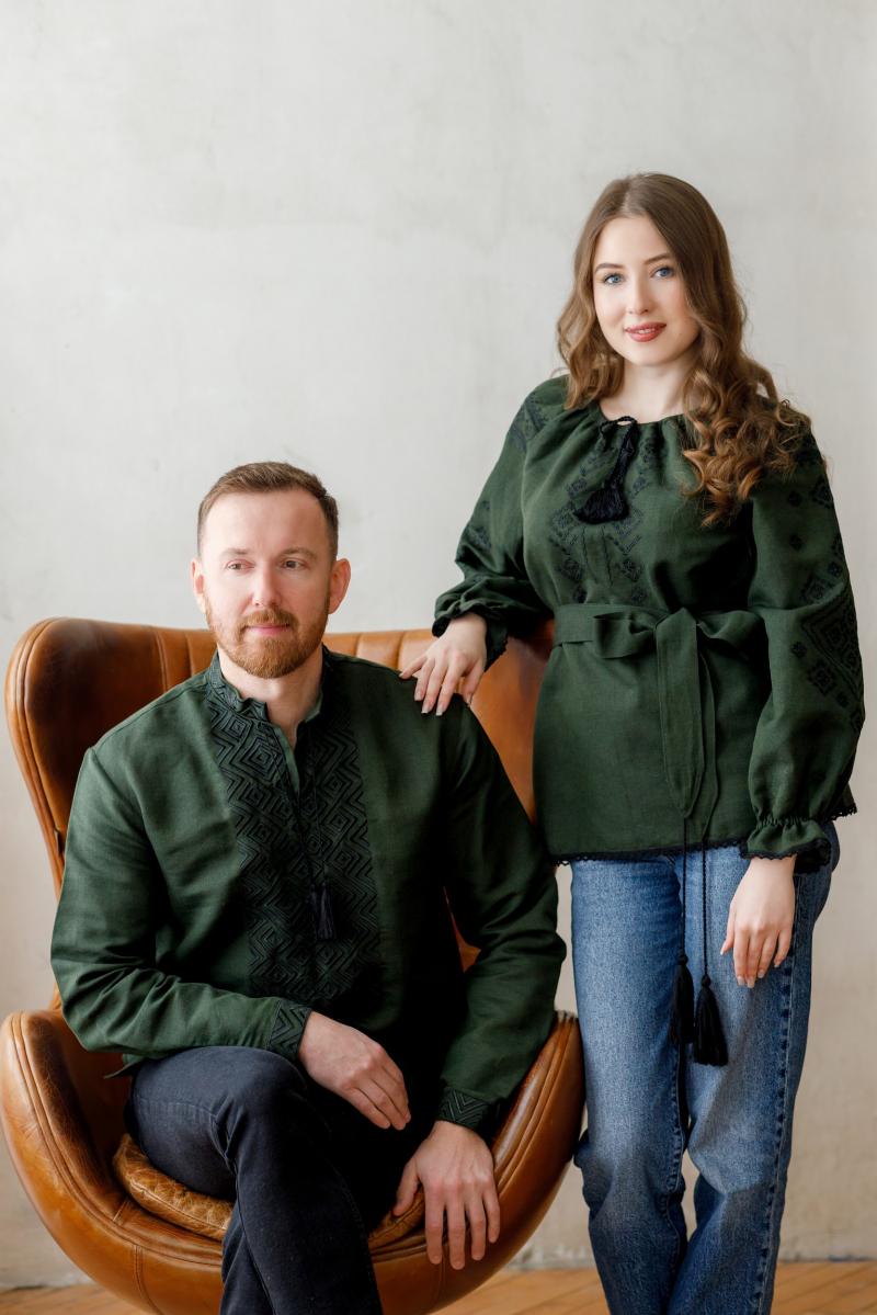 Комплект зелених лляних вишиванок для пари від ТМ КАЛИНА фото 1