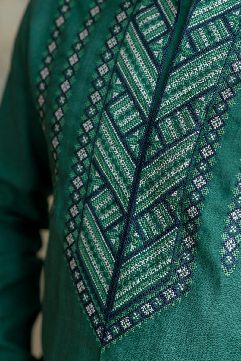 Чоловіча лляна вишиванка яскравого зеленого кольору "Горгани"  фото 1