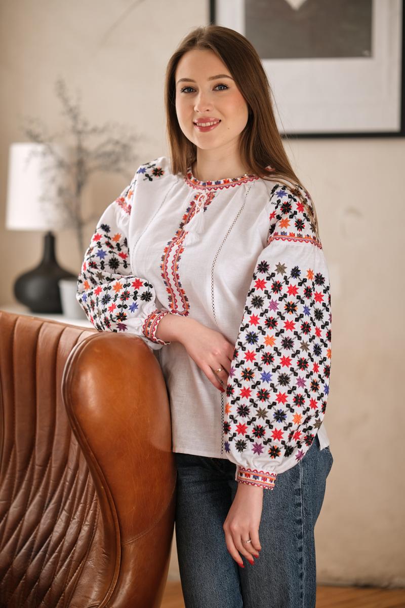 Жіноча вишиванка "Зорепад" кольорова вишивка від ТМ КАЛИНА фото 1