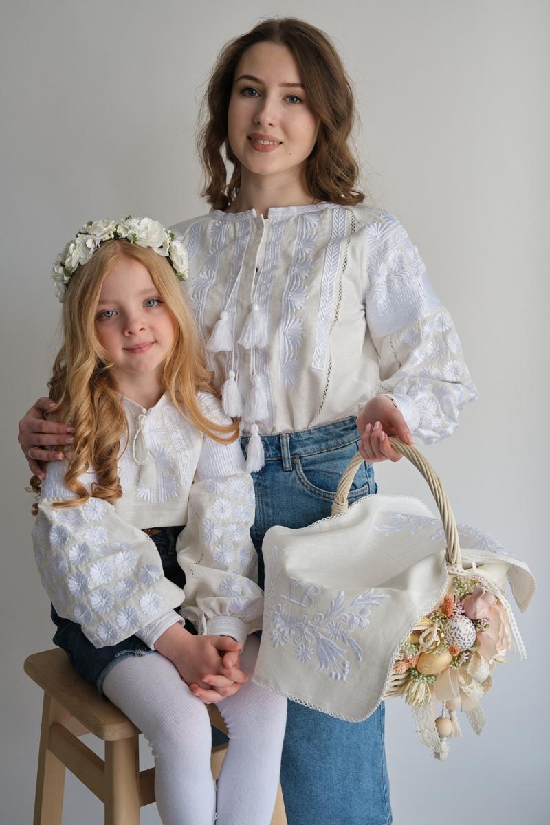 Ніжна лляна вишиванка для дівчаток "Розквіт"  від ТМ КАЛИНА фото 3