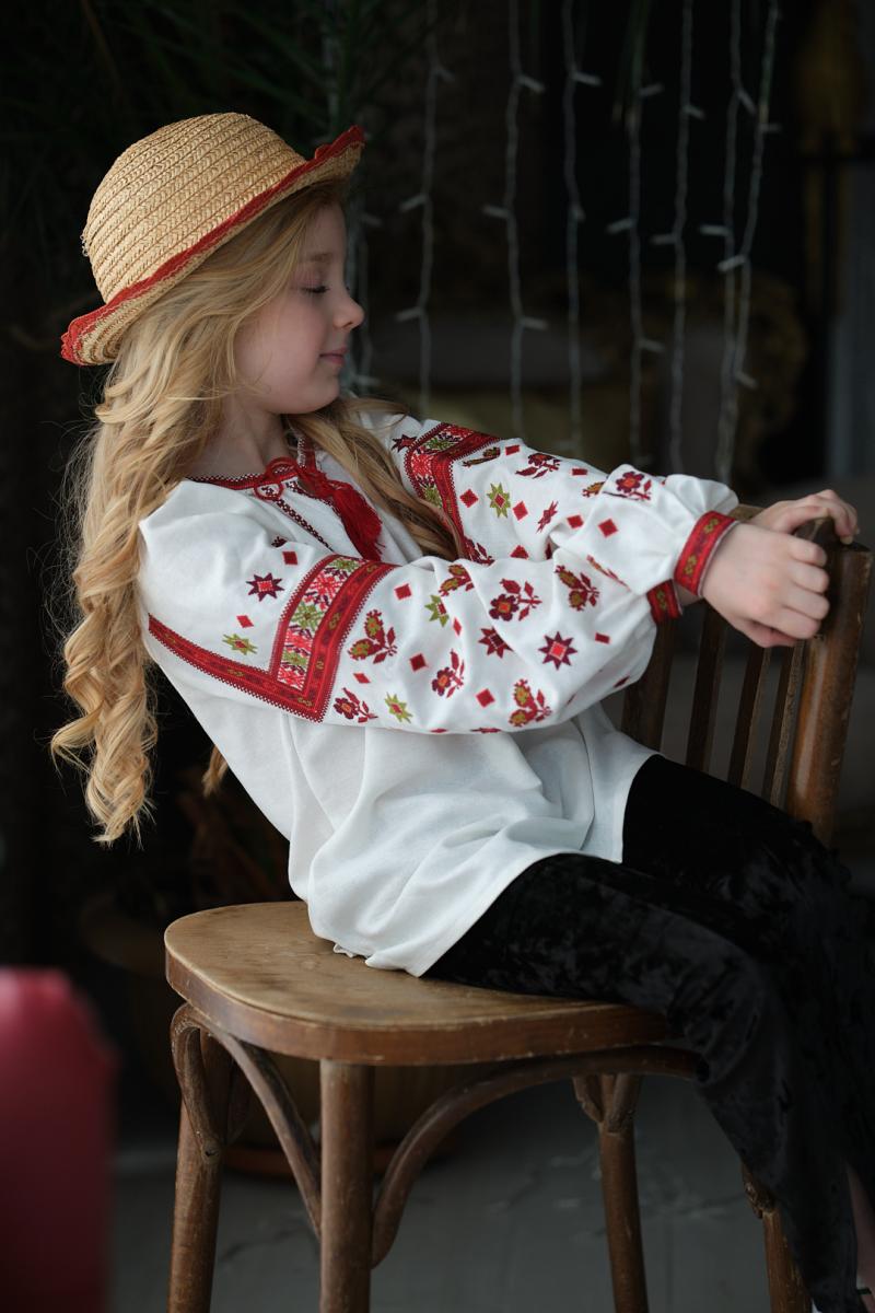 Стильна вишиванка для дівчаток з натуральної тканини льон-бавовна фото 1