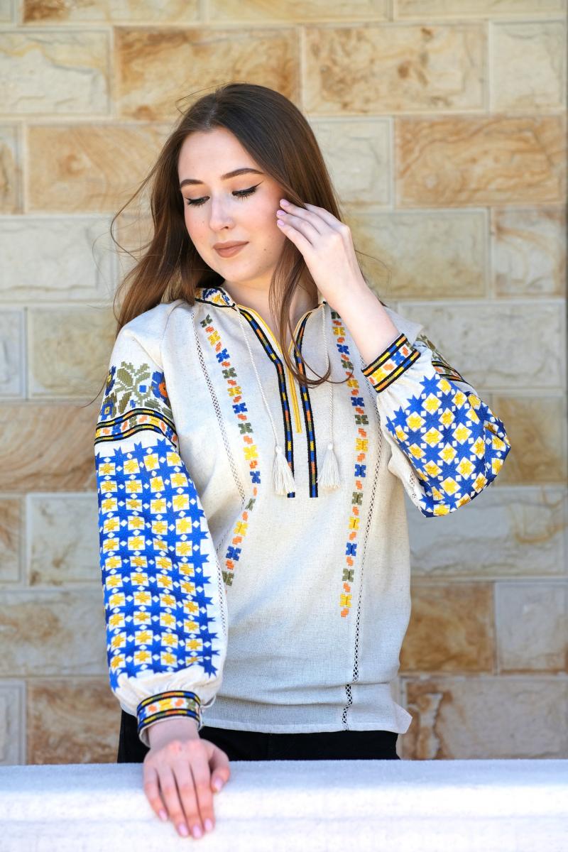 Жіноча вишиванка "Марічка" патріотична  фото 1