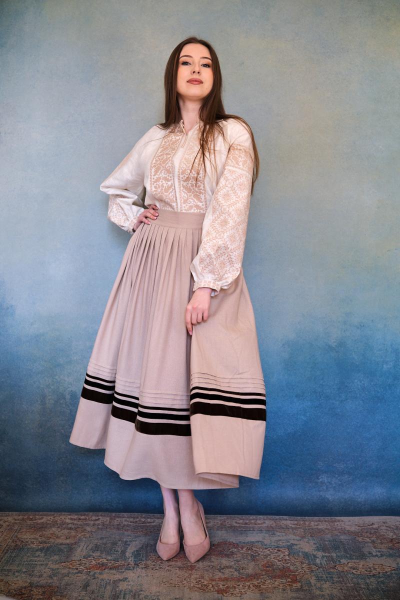 Жіноча лляна спідниця бежевого кольору під вишиванку фото 1