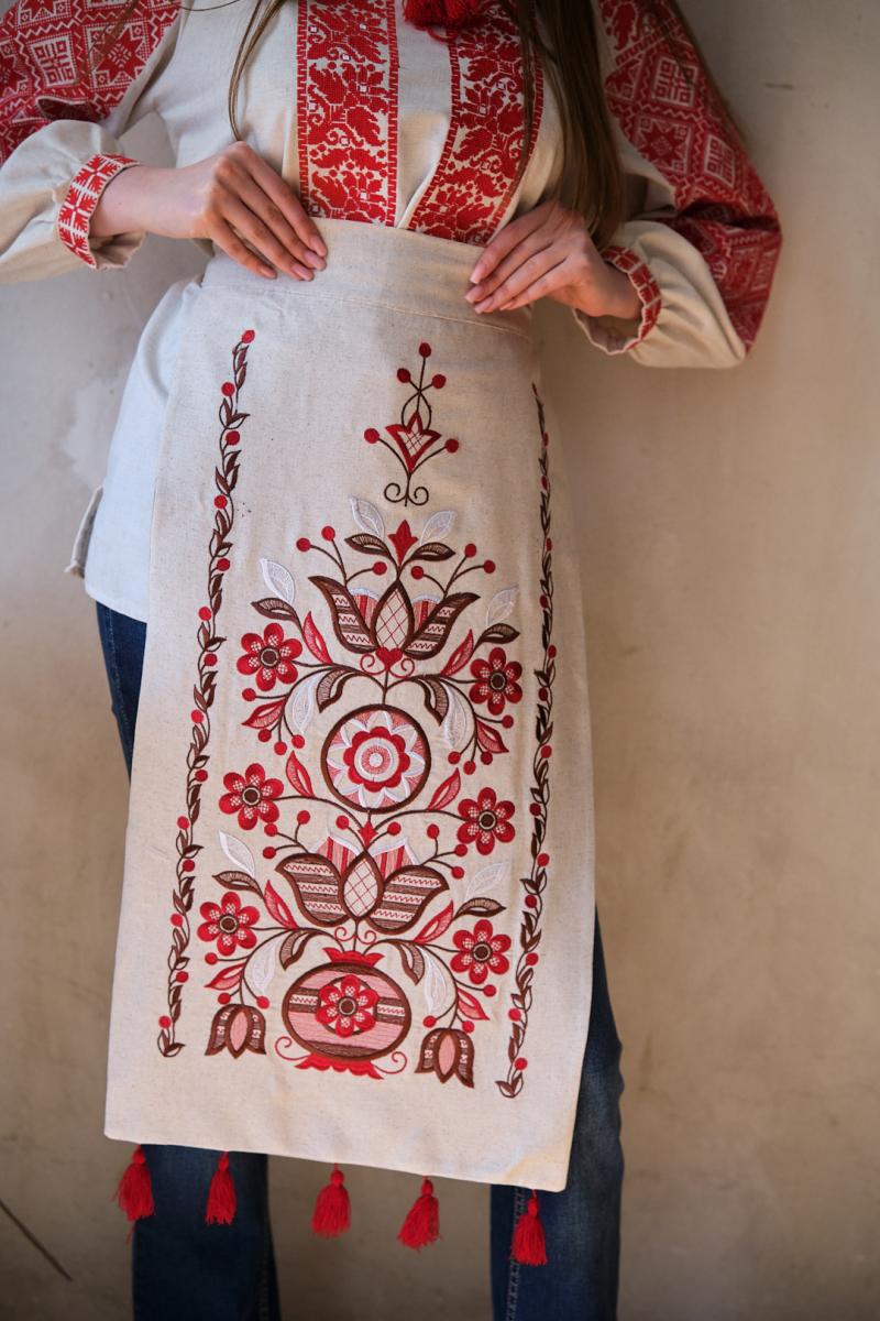 Вишитий лляний фартух з китицями "Квітка" від ТМ КАЛИНА