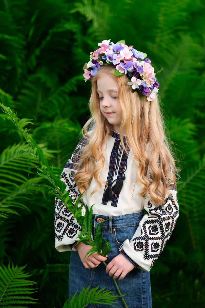 Стильна вишиванка для дівчаток "Ексклюзив" (темно синя) від ТМ КАЛИНА фото 1