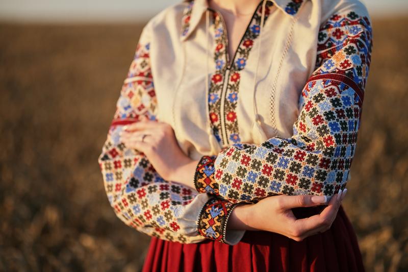 Жіноча лляна вишиванка з комірцем від ТМ КАЛИНА фото 6